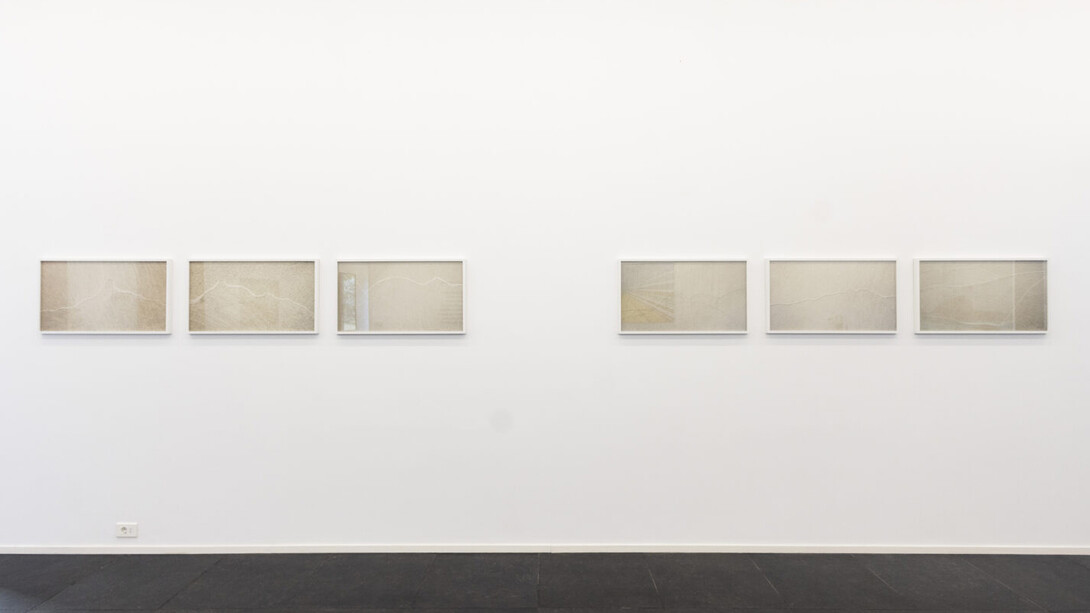 Various artists, Heaven and Earth, exhibition view. Courtesy of Xippas