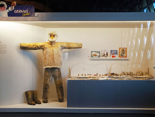 Vue de l'exposition "Le Magasin des petits explorateurs" © musée du quai Branly - Jacques Chirac, photo Gautier Deblonde