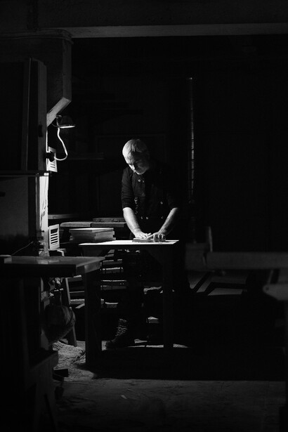 Hoy existen herramientas para difundir obras sin intermediarios, pero sin constancia, disciplina y vocación profunda, no hay camino sostenible