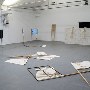 Janusz Bałdyga, Certificate of employment, exhibition view. Courtesy of Galeria Labirynt