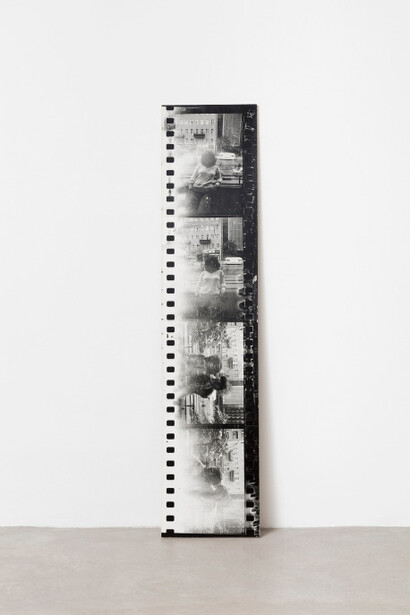 Joachim Schmid. Courtesy of Galeria Jaqueline Martins