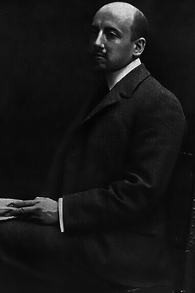 Gabriele D'Annunzio, Prince of Montenevoso, 1900s