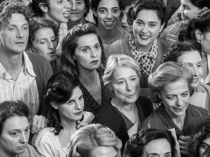 "C'è ancora domani", Paola Cortellesi. Il cinema italiano riflette sulla violenza e la famiglia