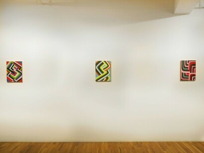 Regrouping, Exhibition view. Courtesy of Edward Thorp Gallery