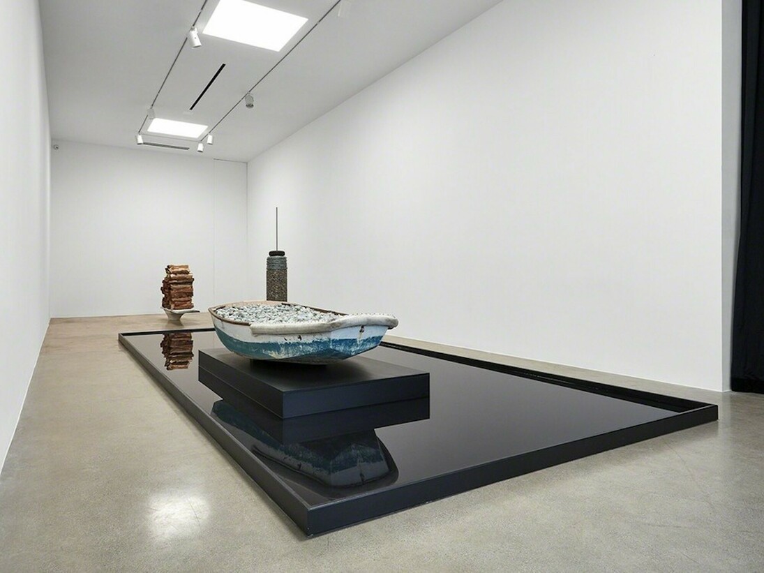 Jon Boat, Exhibition view. Courtesy of Kayne Griffin Corcoran