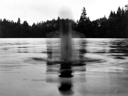 Arno Rafael Minkkinen, Self-Portrait, Loppi, Finland, 1979; printed 2005, silver gelatin print, 3/25, 19 x 19 inches, Gift of Arno Rafael and Sandra Hughes Minkkinen and the Robert Klein Gallery © Arno Rafael Minkkinen, Loppi, Finland, 1979. Courtesy Edwynn Houk Gallery, New York

