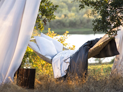 Entertaining. Maras. Photo courtesy of Sandra Jordan Textiles 