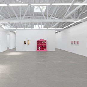 Phung Huynh, Bite the hand that feeds you, exhibition view. Courtesy of Luis De Jesus Los Angeles