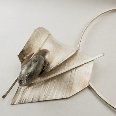 Alberto Zorzi, collier con pendente in argento 925 e agata grigia