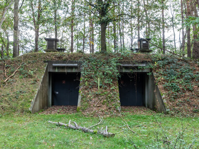 El depósito de municiones de las Fuerzas Armadas alemanas, situado a unos 4,5 km al sur de Dülmen, se construyó entre 1963 y 1965 como parte del cuartel de Santa Bárbara. Kirchspiel, Dülmen, Renania del Norte-Westfalia, Alemania