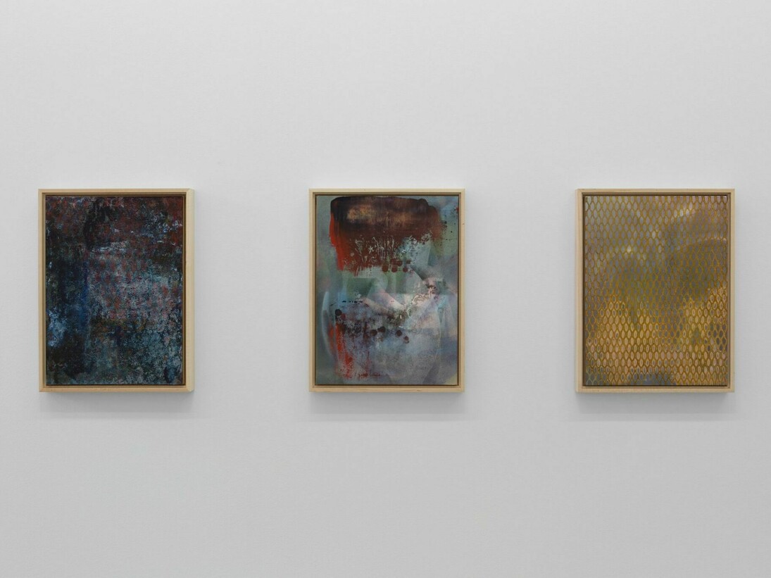 Vue de l’exposition / View of the exhibition «panemetCircen», kamelmennour (47rueSaint‑André desarts), Paris, 2017©LiamEverettPhoto. JulieJoubert & archives kamelmennourCourtesy the artist and kamelmennour, Paris/London