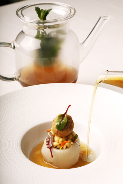 Cocido del Restaurante Chirón, en Valdemoro (Madrid). Cocina de autor basada en la cocina tradicional madrileña