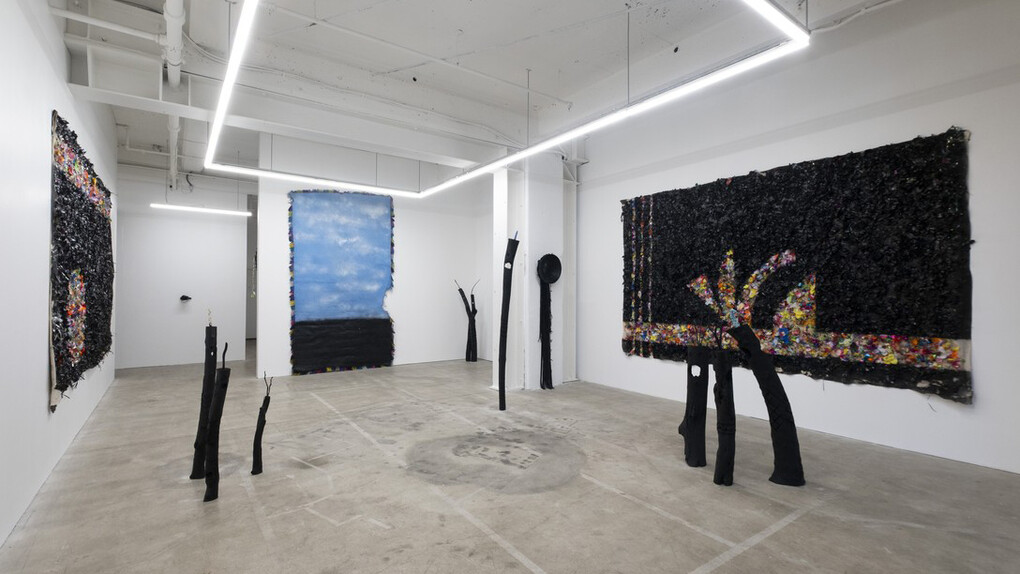 Telly Tuita, Silent screams of memories, exhibition view. Courtesy of Enjoy Contemporary Art Space