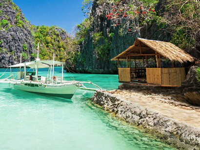 Dining by the beach is prohibited