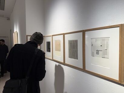 Károly Keserü, The world’s first idon’tknowist, exhibition view. Courtesy of Várfok Gallery 
