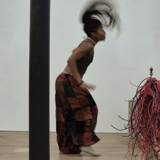 Terrence Musekiwa, Notions de temps, vue d'exposition. Avec l'aimable autorisation de la Galerie Eric Dupont