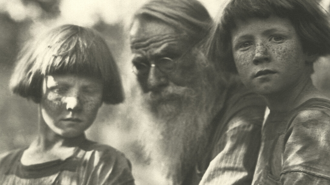 Imogen Cunningham, My father and my two sons 2, 1923, courtesy of Imogen Cunningham Trust