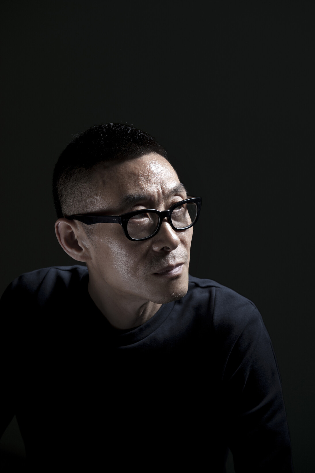Portrait of artist Wang Jianwei in his studio, Beijing, 2013. Photo: Xiao Mi. Courtesy the artist