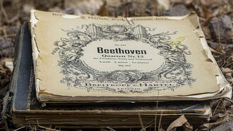 «Partitura del Cuarteto, no. 15» de Beethoven
