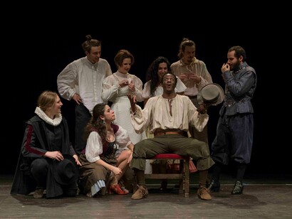 Elenco del montaje de "Pedro de Urdemalas" por la Joven Compañía Nacional de Teatro Clásico