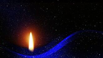 Luce del Natale. Quel riconnetterci a quell’esplosione di luce significa ri-nascere sempre. È il nostro continuo Natale del corpo attraverso l’anima. È l’evoluzione spirituale che ci connette al Creatore di tutto ciò che È. Alla Madre di tutte le Madri