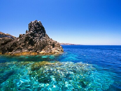 Pantelleria è un’isola strana, o la si ama da subito di un amore viscerale o la si odia per sempre 