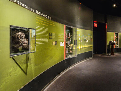 Arthur Ross Hall of Meteorites, Exhibition view. Courtesy of American Museum of Natural History