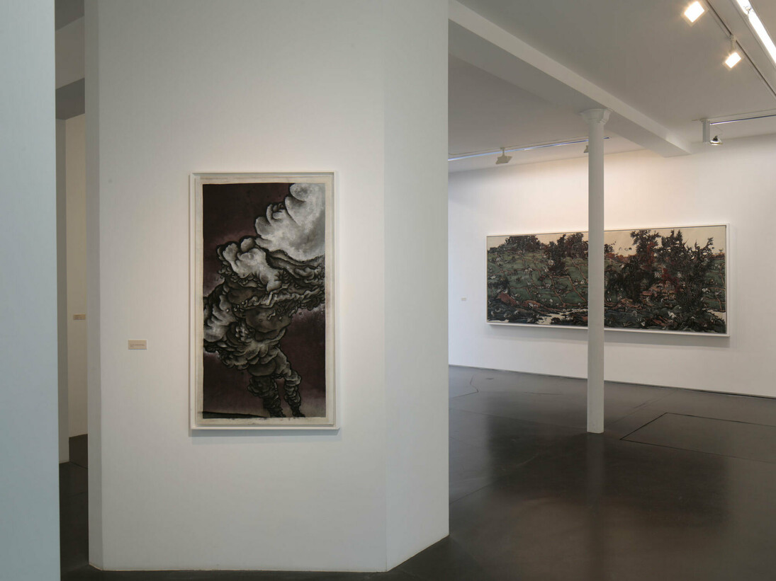 Yang Jiechang, On Earth as in Heaven, Exhibition view. Courtesy of Jeanne Bucher Jaeger