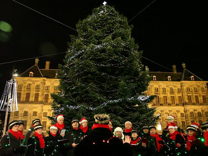 Christmas carols in Amsterdam