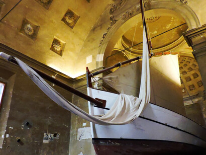 Claudio Parmiggiani, Naufragio con spettatore. Palazzo del Governatore, Parma