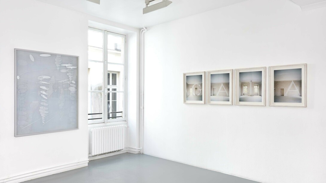 Various artists, Silence, exhibition view. Courtesy of Galerie Catherine Putman