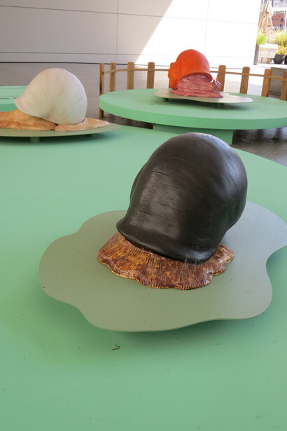 Ana López, Cara y Caracol (una historia de amor), vista de exhibición. Cortesía de Colección Amalita