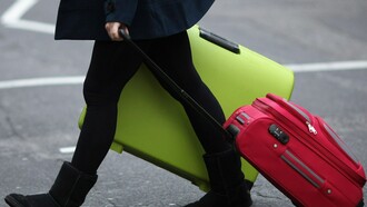 Hacer las maletas para buscarse la vida en otro país
