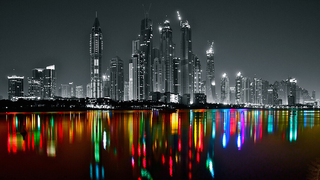 Art Dubai Marina Skyline PLATUX Photo Art - Logo
