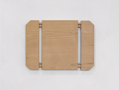 Noa Schwartz, 22, 2015, beech wood, 30 × 42 × 2 cm