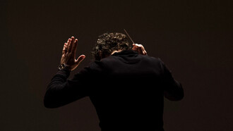 Si no pude asombrarlos dirigiendo una orquesta, ahora se van a asombrar de Ovidio