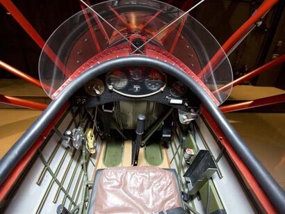 1933 Davis D-1-W - NC13456. Courtesy of EAA