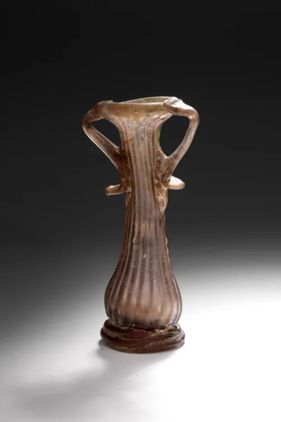 Glass: made in antiquity. Courtesy of Allard Pierson