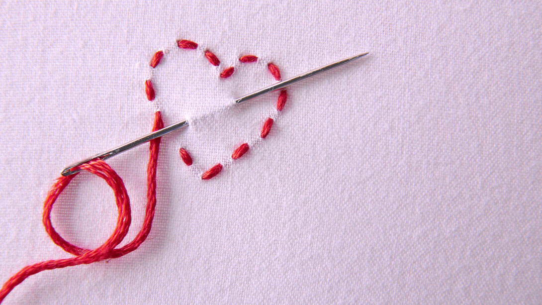 Un bordado en forma de corazón
