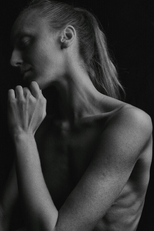 Projetos de Matt Blum oferecem uma visão realista e inspiradora do corpo feminino, promovendo a autoconfiança e o autoamor