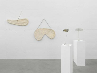 Franz West, Die frühen werke (Early works), exhibition view. Courtesy of Galerie Eva Presenhuber