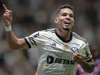 O atacante Paulinho, do Atlético Mineiro, em campo na arena MRV. Foto de Pedro Souza, Atlético Mineiro