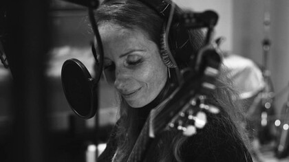 Angela Kinczly, "Canzoni di viaggio"