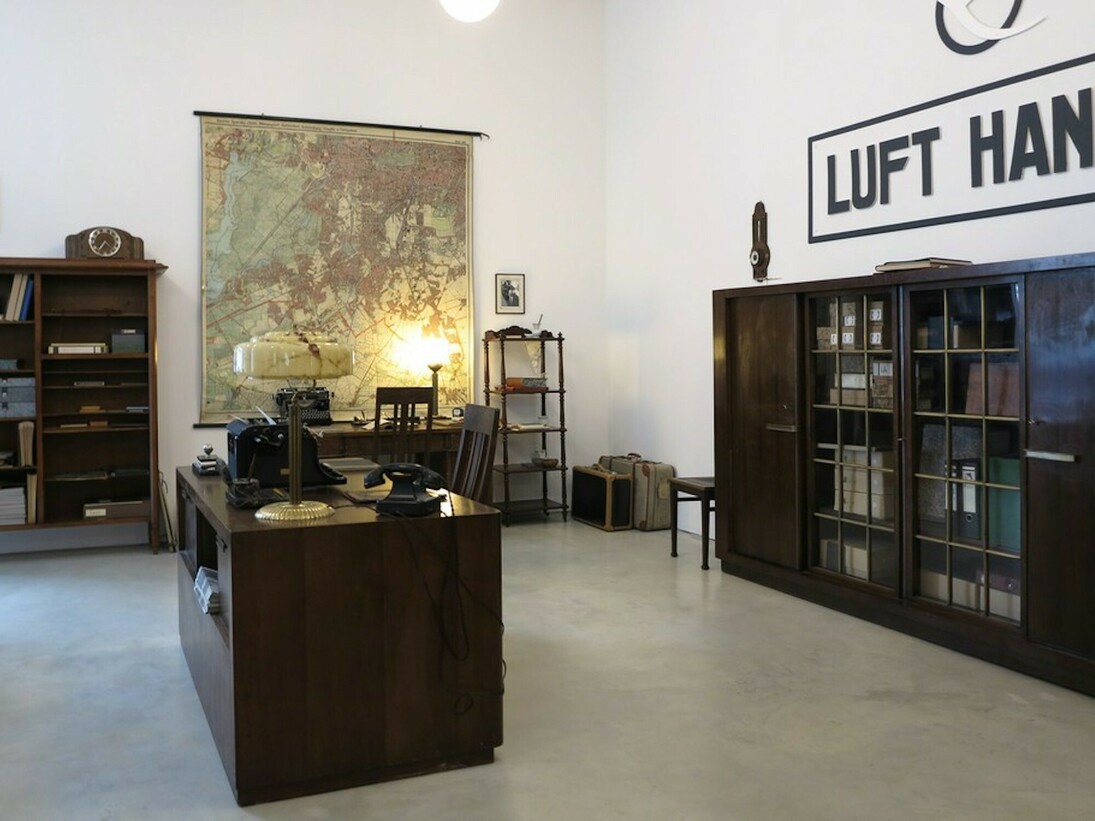 Robert Kuśmirowski, Exhibition view. Courtesy of Żak | Branicka