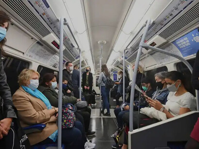 The Omicron spike protein has a more compact structure than the previously dominant Delta strain