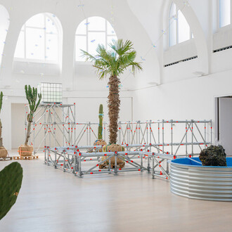 Trevor Yeung, Underwater haze, exhibition view. Courtesy of Kestner Gesellschaft