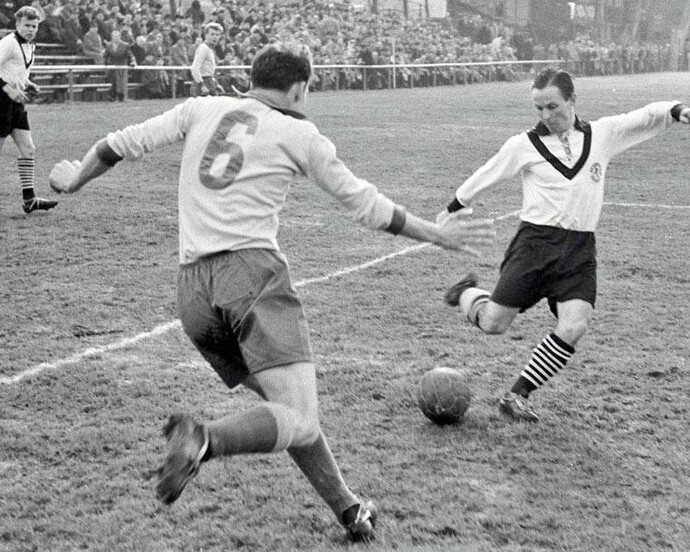 Hauptstadtfußball. Courtesy of Ephraim-Palais Museum