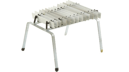 14 Structures sonores et pédagogiques
Bernard (*1917) und François (*1920) Baschet1977/1983ParisStahl, Nirosta-Stahl, Eisen, Duralumin, Glas, Glasfiber, Pappe, Kunststoff, Schaumstoffdiverse Größen; D Schalltrichter 68 cm