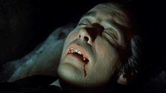 Screenshot di Dracula (1958), produzione Hammer Horror Dracula