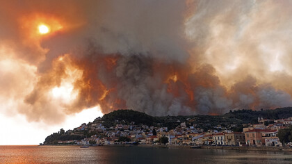 Fires in Greece, Athens besieged by smoke